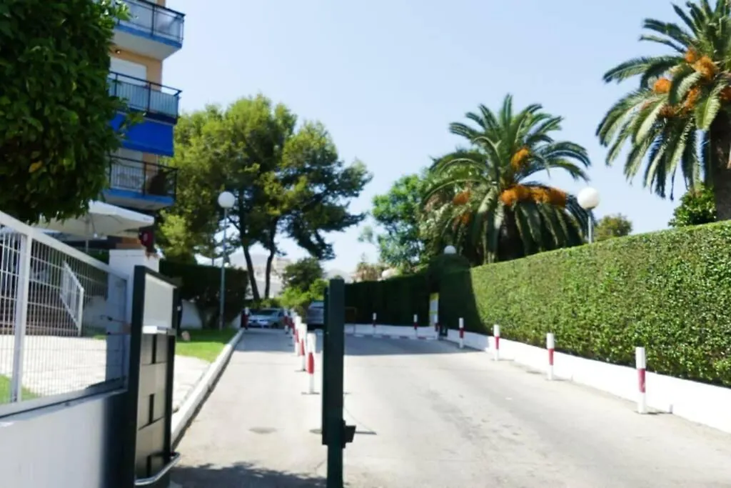 HOLIDAY RENTALS PISCINA, PLAYA PARKING a 5 min caminando del PUERTO DE Benalmádena