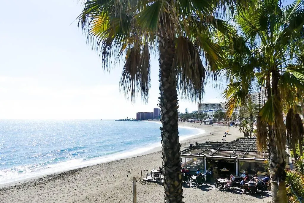 HOLIDAY RENTALS PISCINA, PLAYA PARKING a 5 min caminando del PUERTO DE Benalmádena España